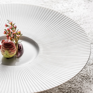 https://fleurdelys.nl/wp-content/uploads/2018/03/jl-coquet-bolero-blanc-satine-300x300.png